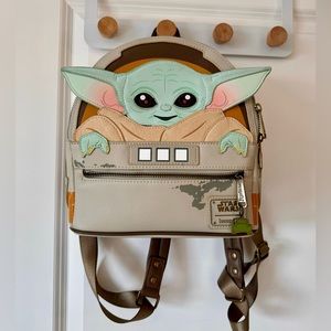 Lounge Fly Baby Yoda Backpack